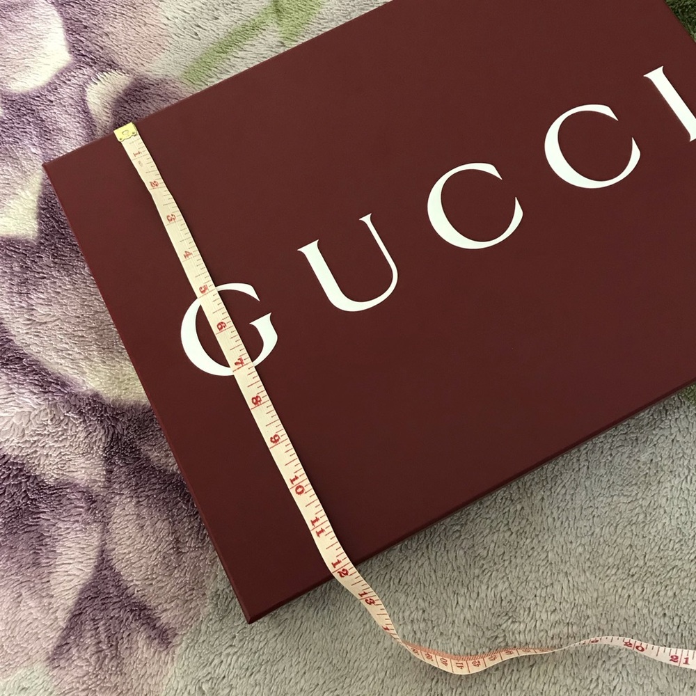Dark Red Gucci Box - Picture 11 of 13